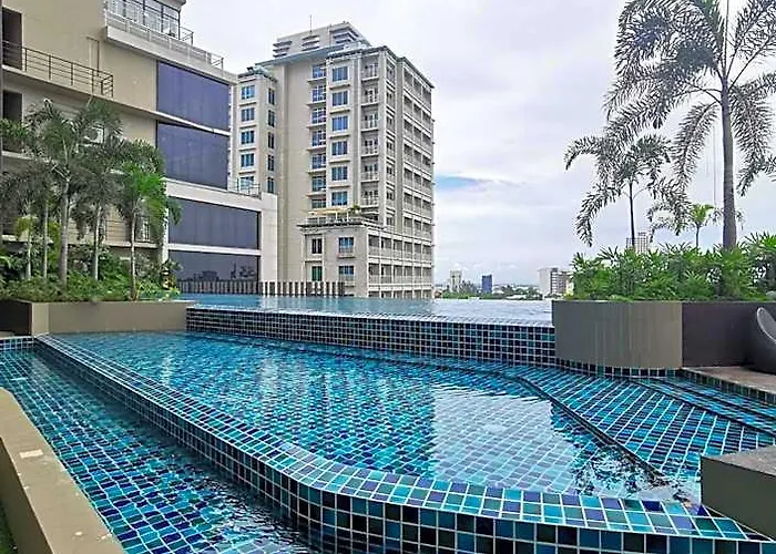 Aparthotel Baseline Premier - With Mountain View 3*