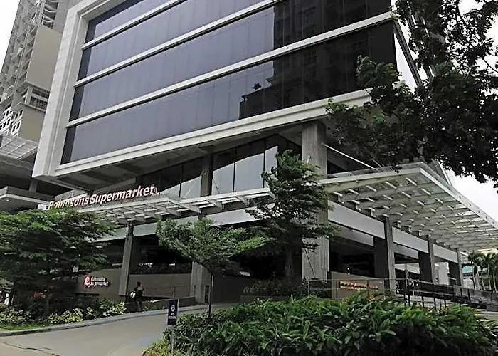 Baseline Premier - With Mountain View Aparthotel Cebu